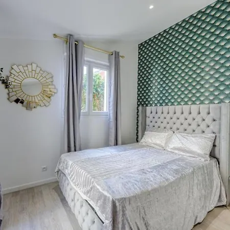 Lux Eliana Apartment *